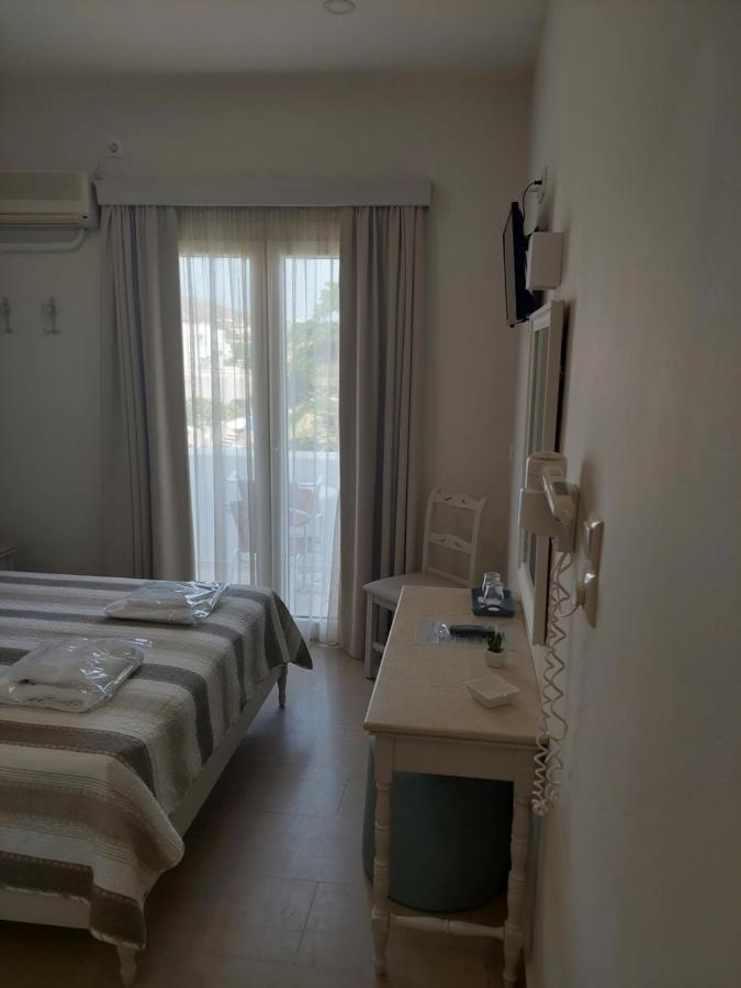 Alkyon Hotel Kamári Eksteriør billede