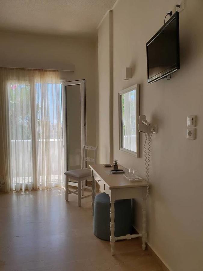 Alkyon Hotel Kamári Eksteriør billede